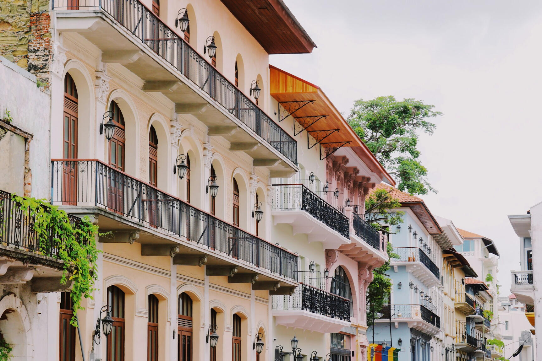 A row of colorful, colonial-style buildings with balconies in Panama City’s historic district
